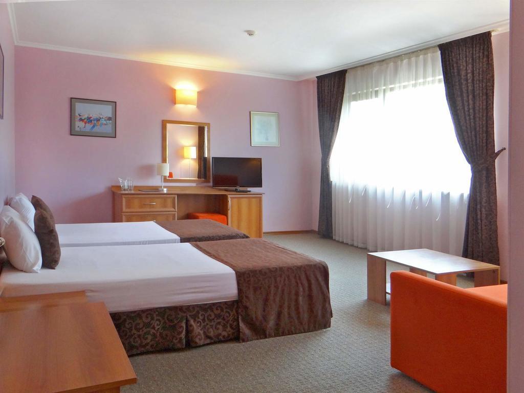 Hotel Real Plovdiv Exterior photo